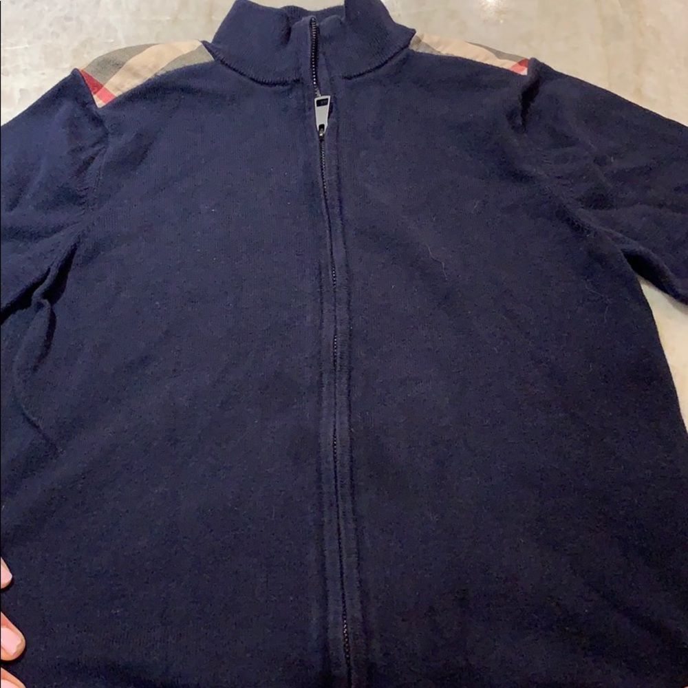 Boys size 7y Burberry zip up sweater